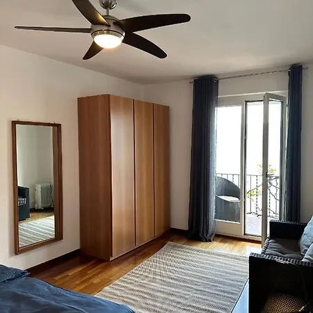 Vista Apartment *
